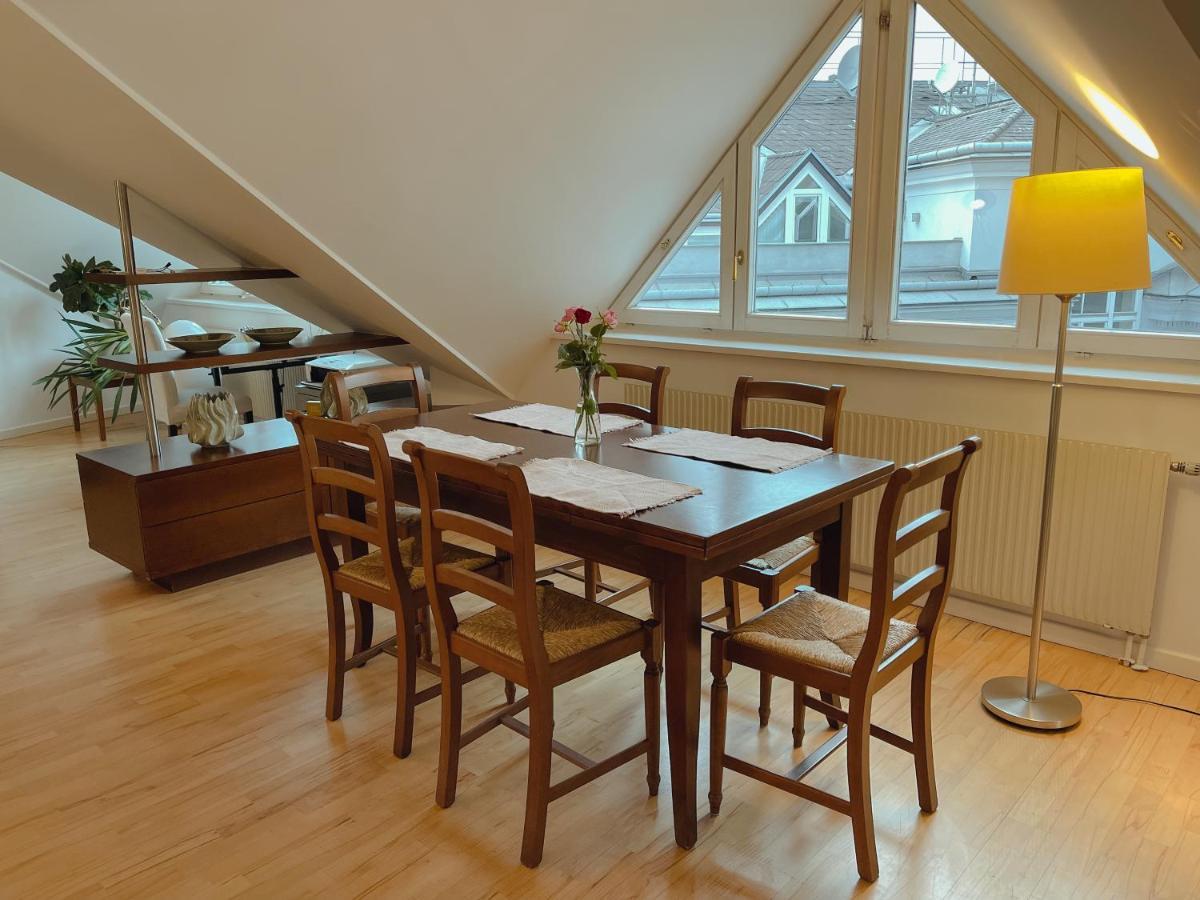 Luxury 150M2 Suite In Most Desirable Area Of Historic Central Vienna Esterno foto