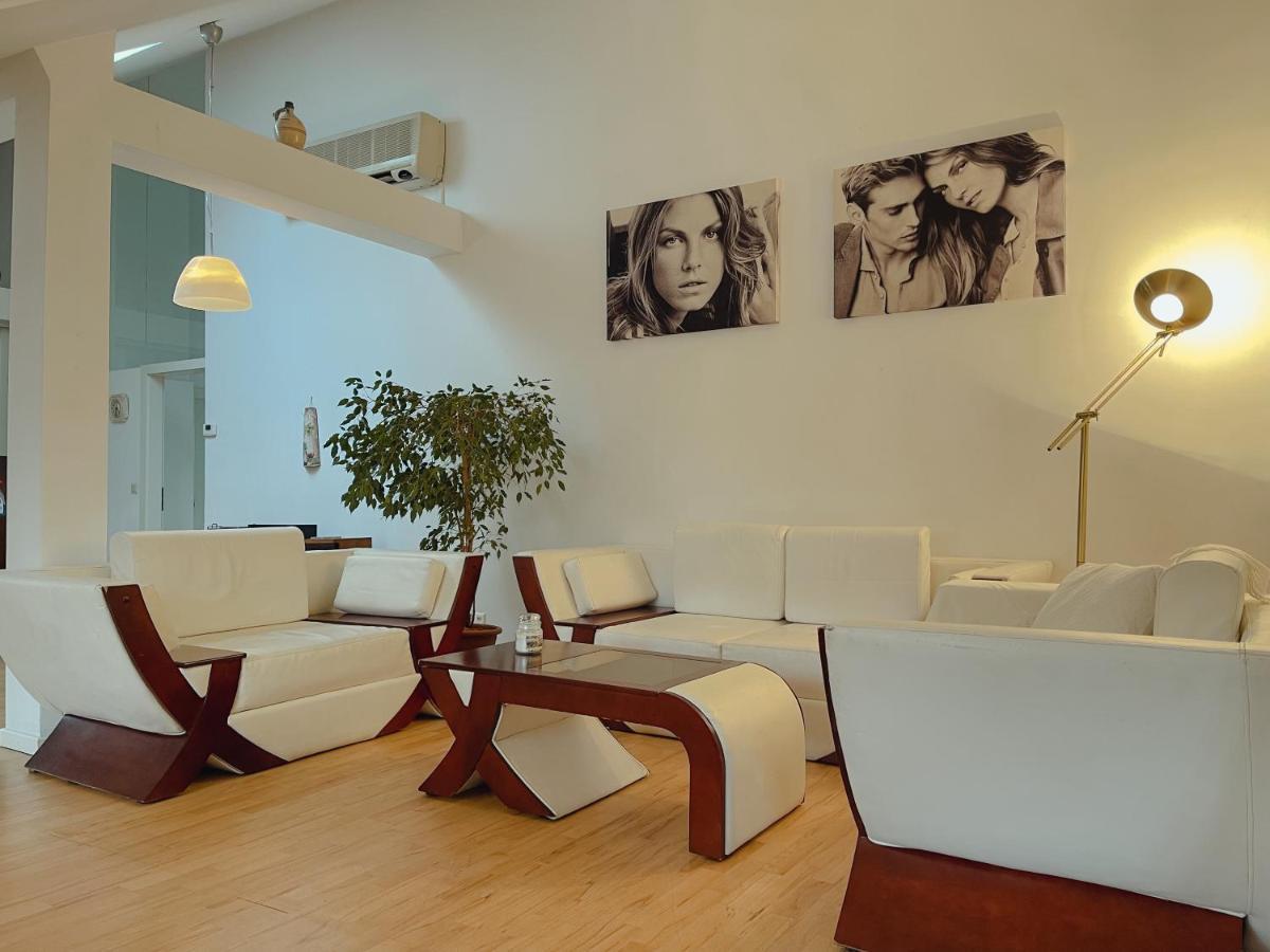 Luxury 150M2 Suite In Most Desirable Area Of Historic Central Vienna Esterno foto