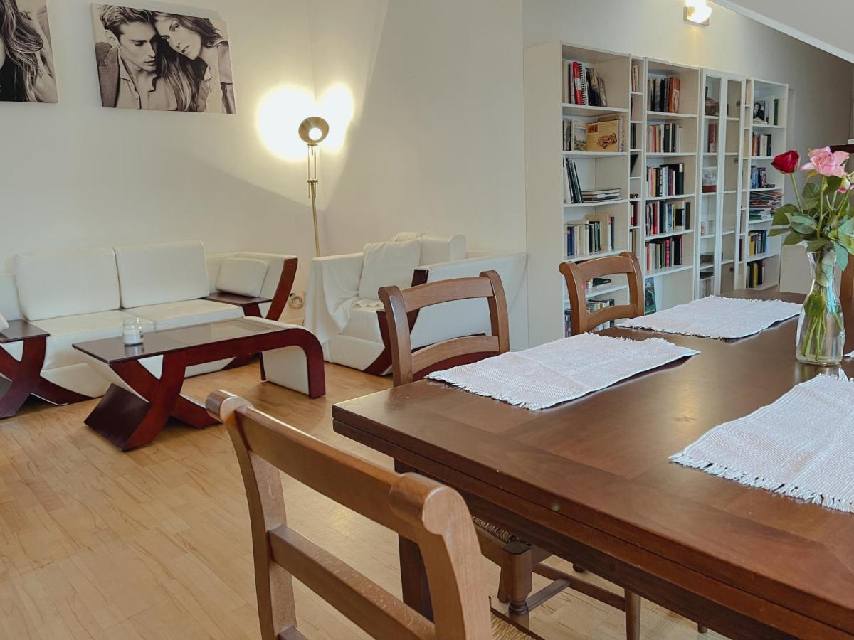 Luxury 150M2 Suite In Most Desirable Area Of Historic Central Vienna Esterno foto