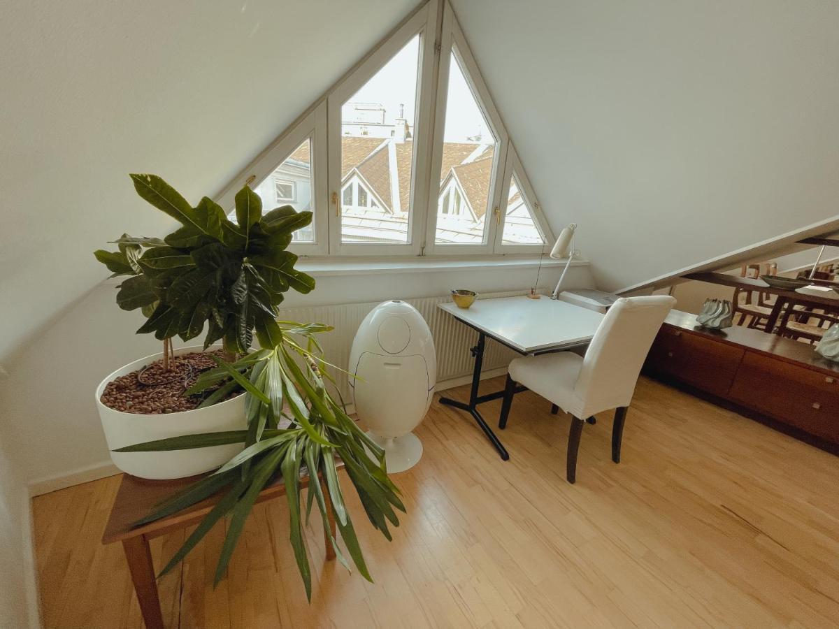 Luxury 150M2 Suite In Most Desirable Area Of Historic Central Vienna Esterno foto